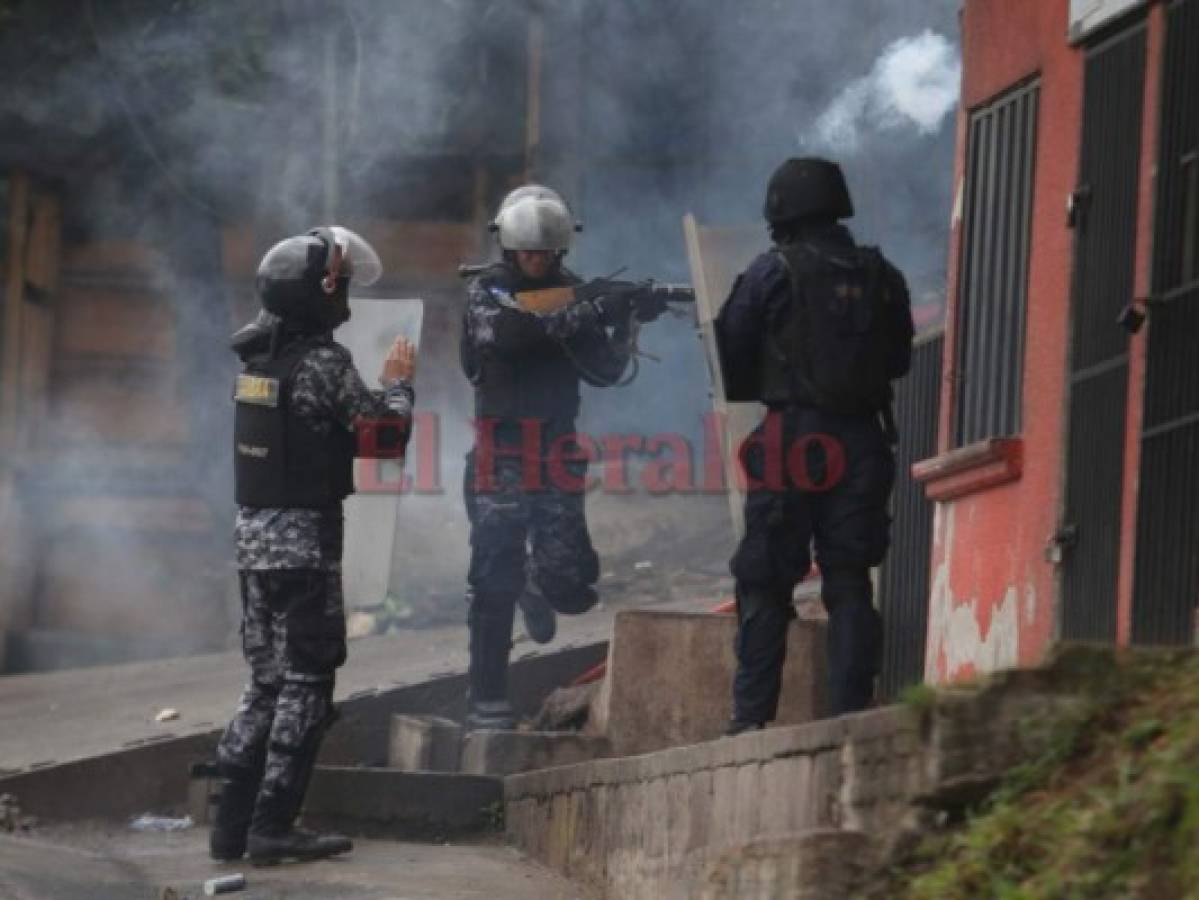 Conadeh pide a autoridades de seguridad evitar la utilización de armas letales contra manifestantes