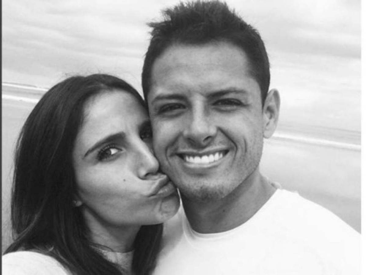 Captan a Chicharito Hernández y Camila Sodi en pleno romance