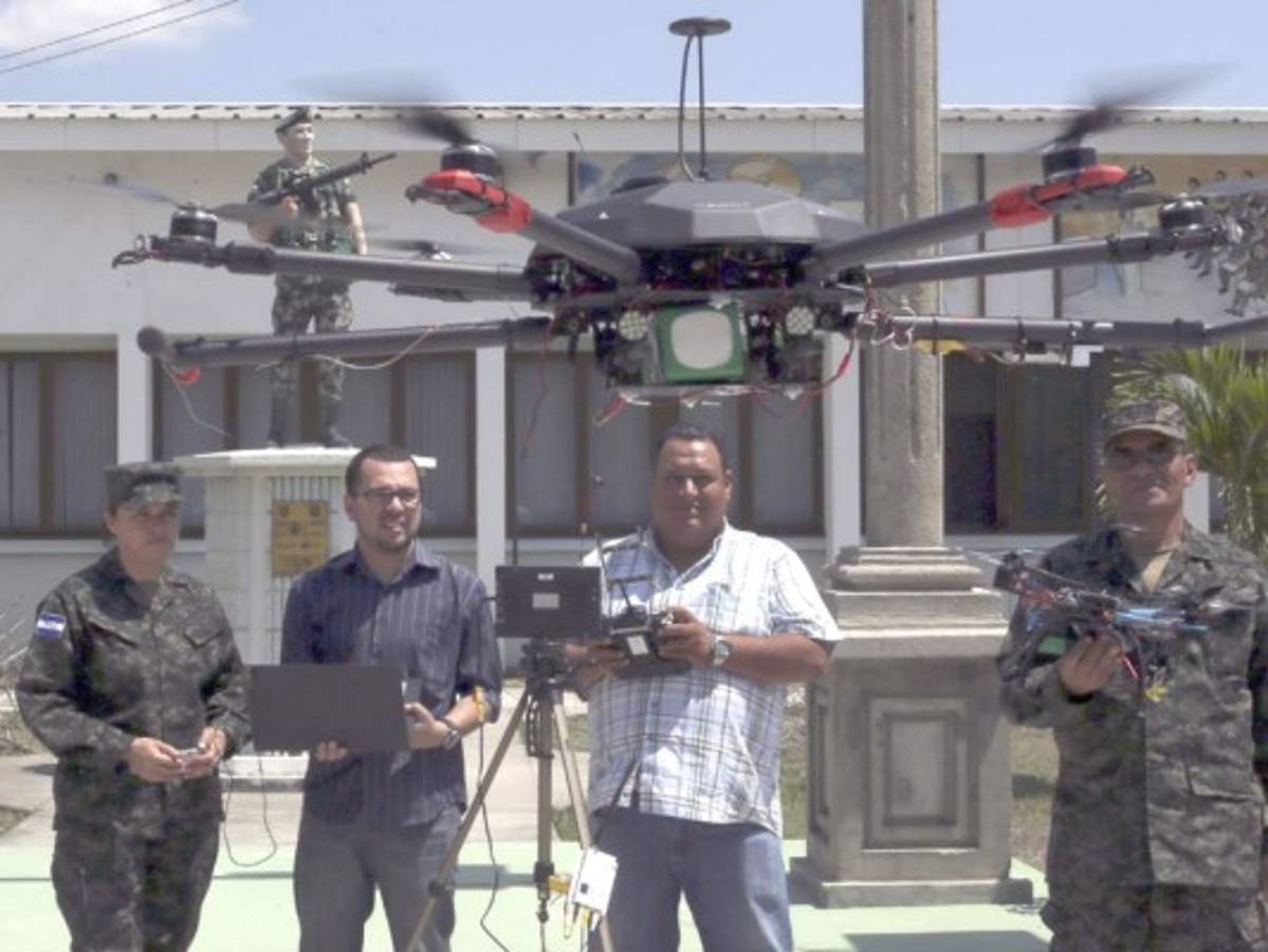 Universidad de la Defensa incursiona en elaborar drones