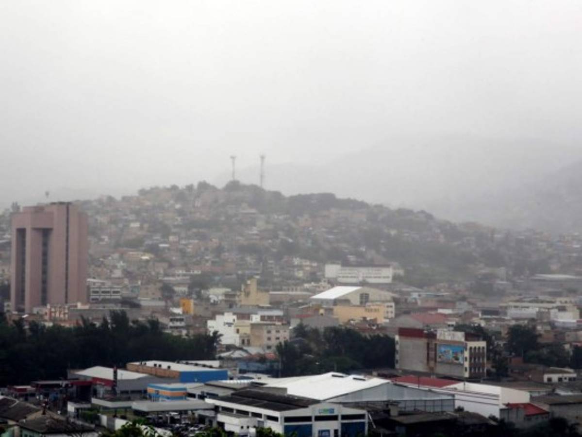 Fuertes lluvias seguirán esta semana en la zona centro, sur y oriente de Honduras