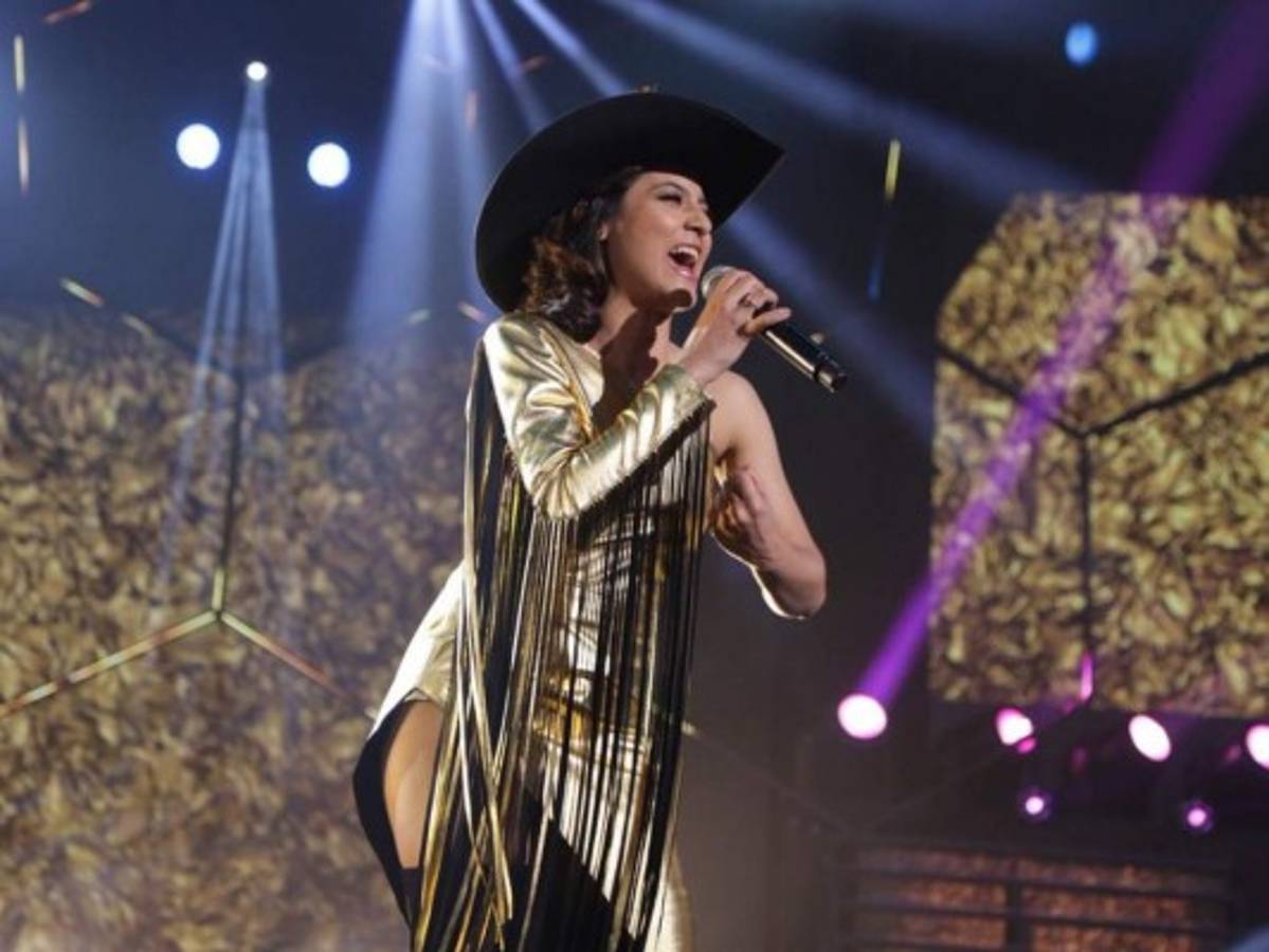 Katheryn Banegas es finalista de La Academia y Honduras brilla con su talento