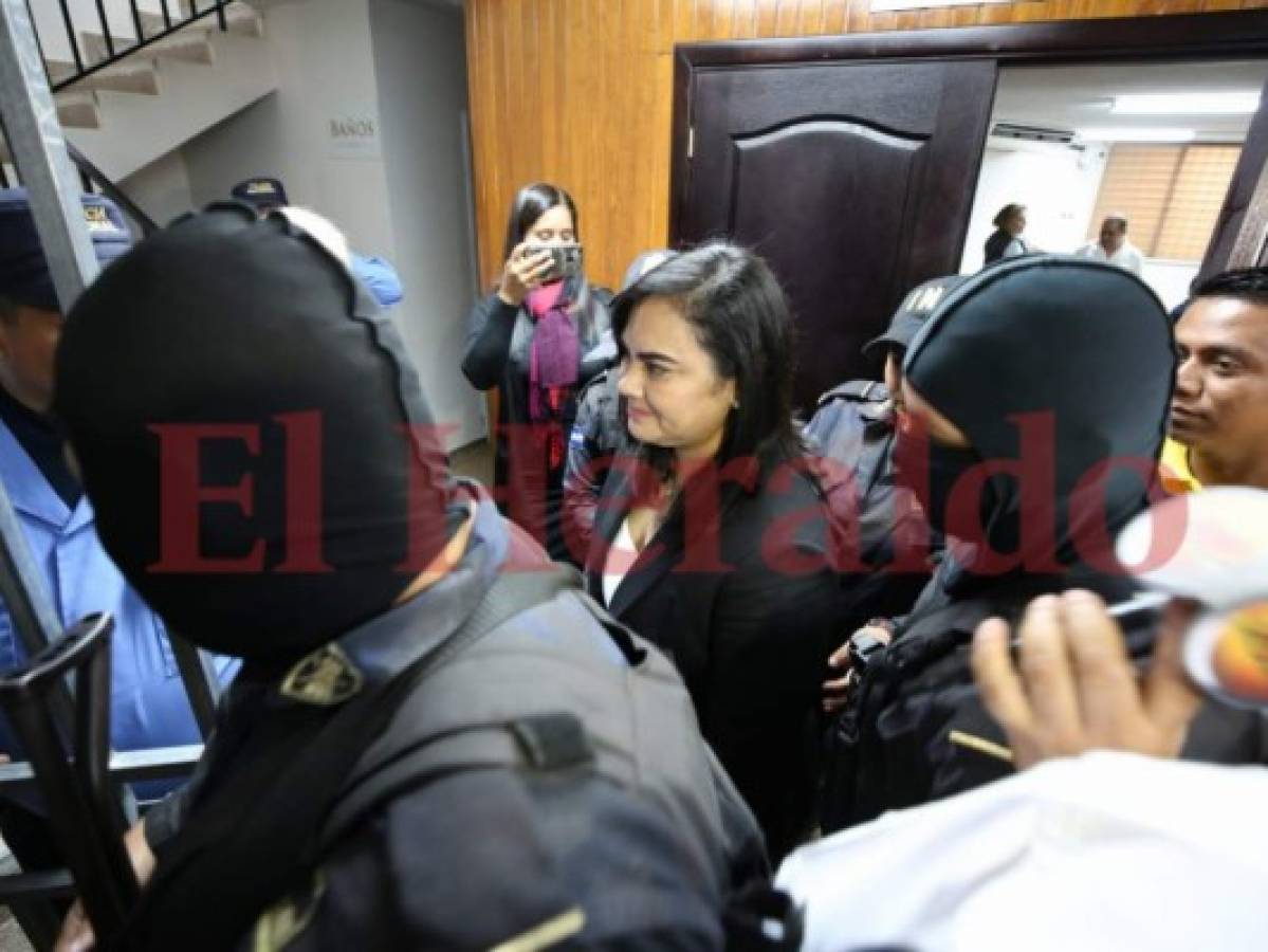 Reprograman juicio oral y público contra la ex primera dama Rosa Elena Bonilla de Lobo