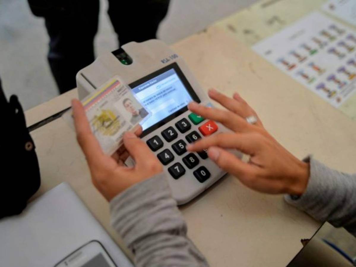 Nicolás Maduro prueba la maquinaria chavista de cara a la elección presidencial