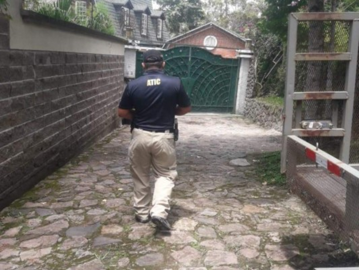 Citan a Waleska Zelaya y a su esposo por millonaria venta de mascarillas  