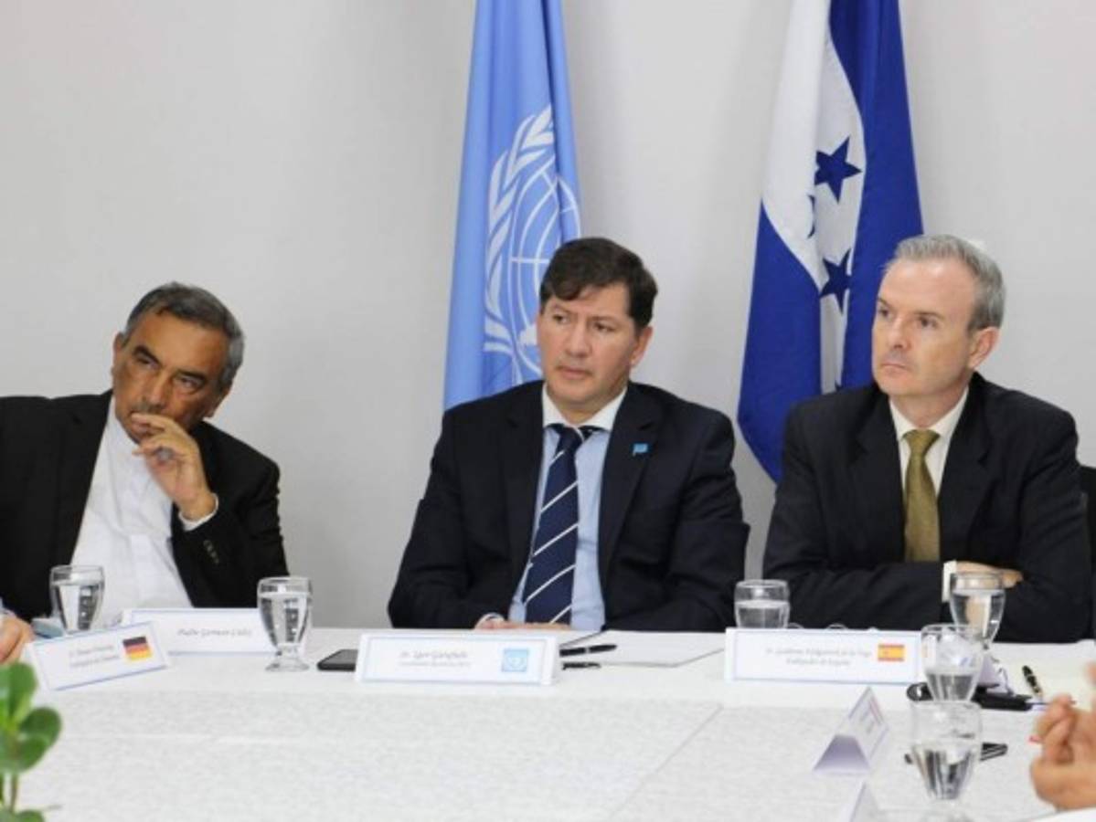 Un plazo de 24 horas pidió Partido Liberal para analizar contrapropuesta de nacionalistas en prediálogo