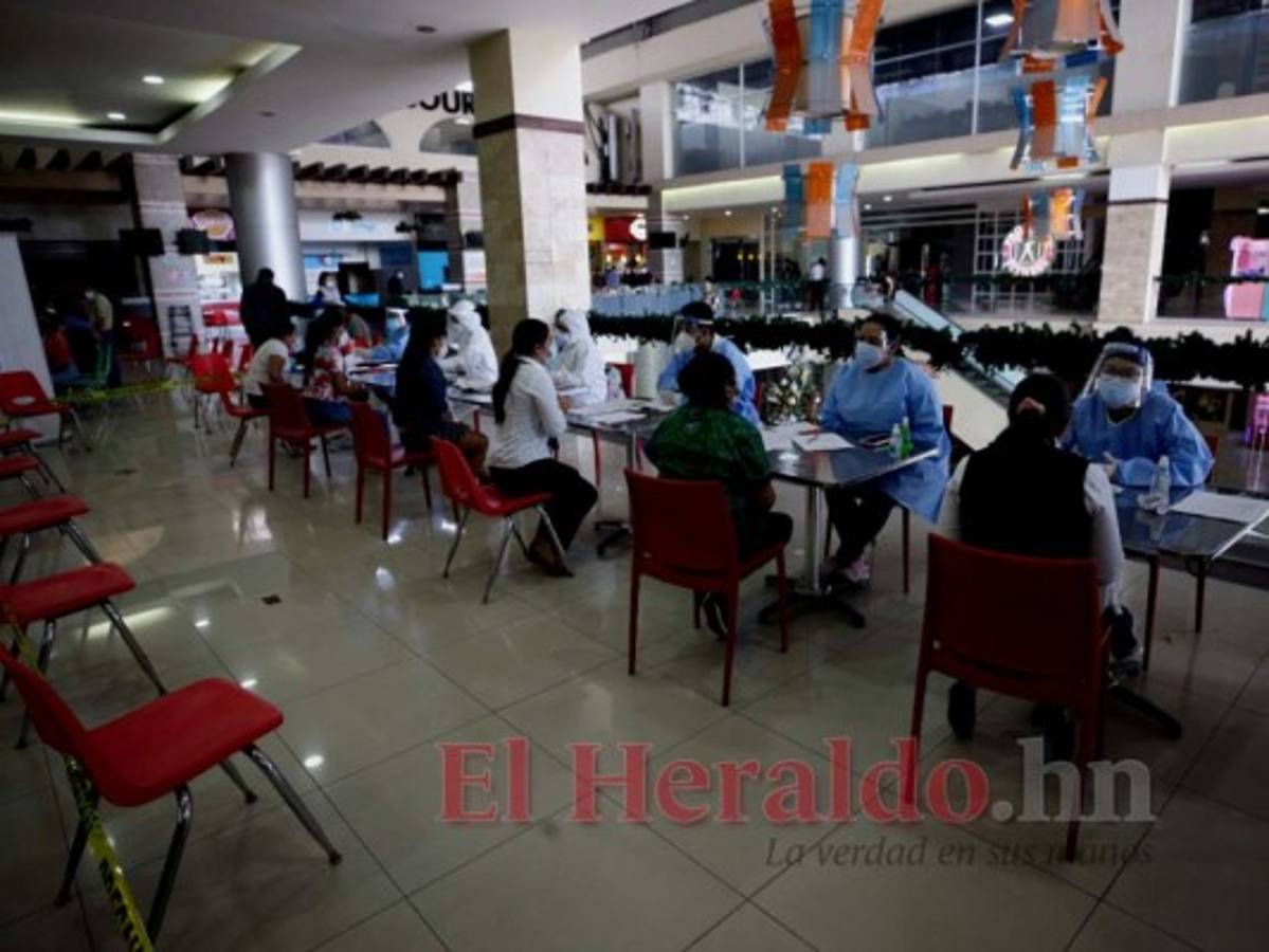 Detectan casos covid-19 en centros comerciales tras aplicar 850 pruebas