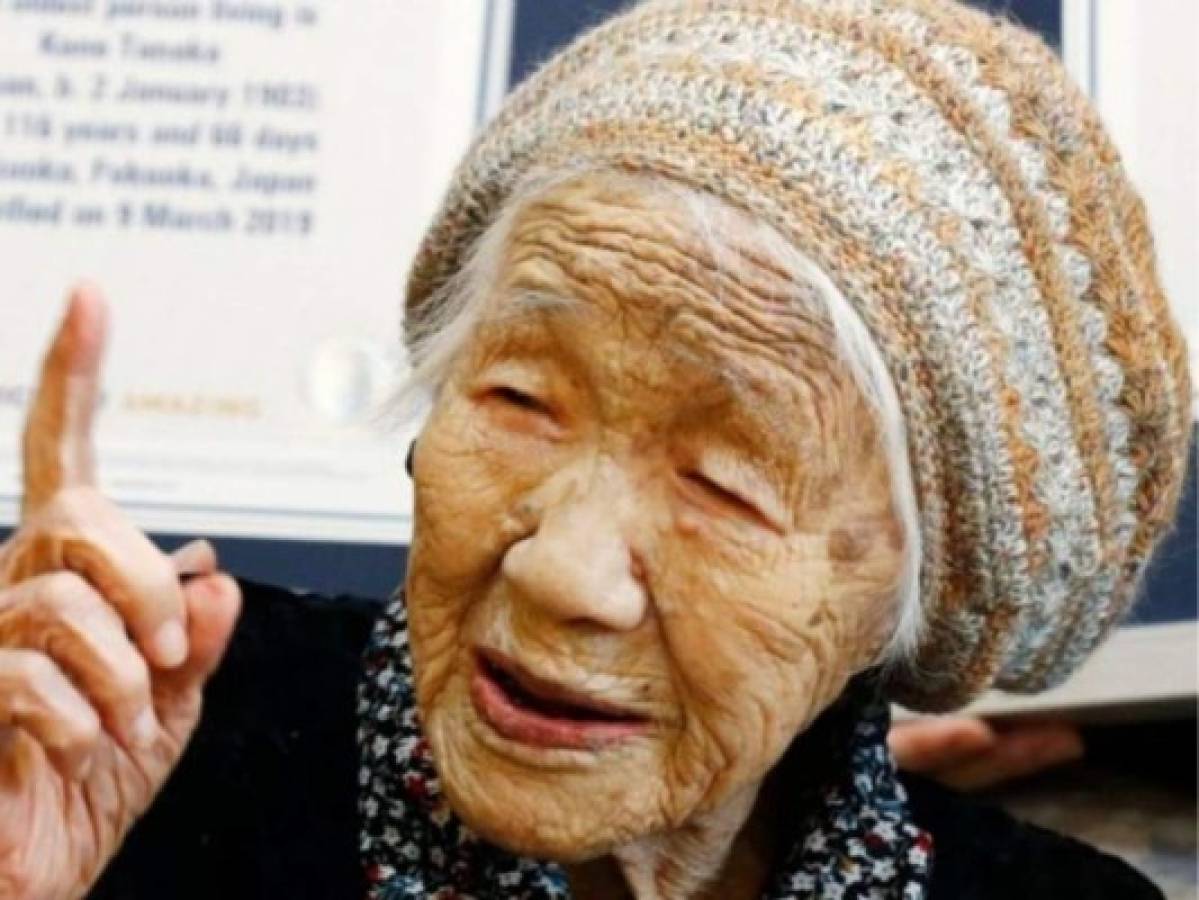 La mujer más anciana del mundo renuncia al relevo olímpico por el covid-19  