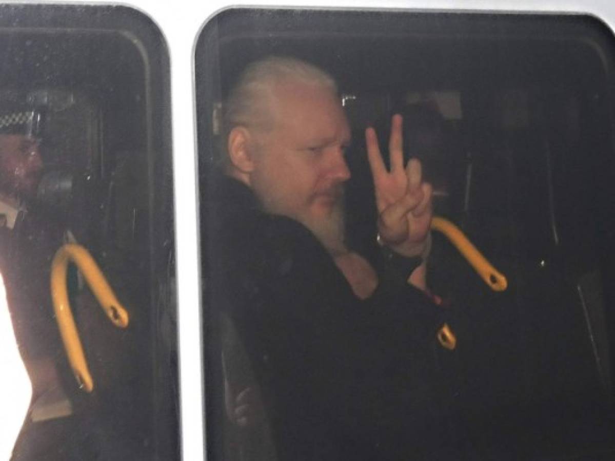 Julian Assange: ¿Abanderado de la prensa libre o un traidor?
