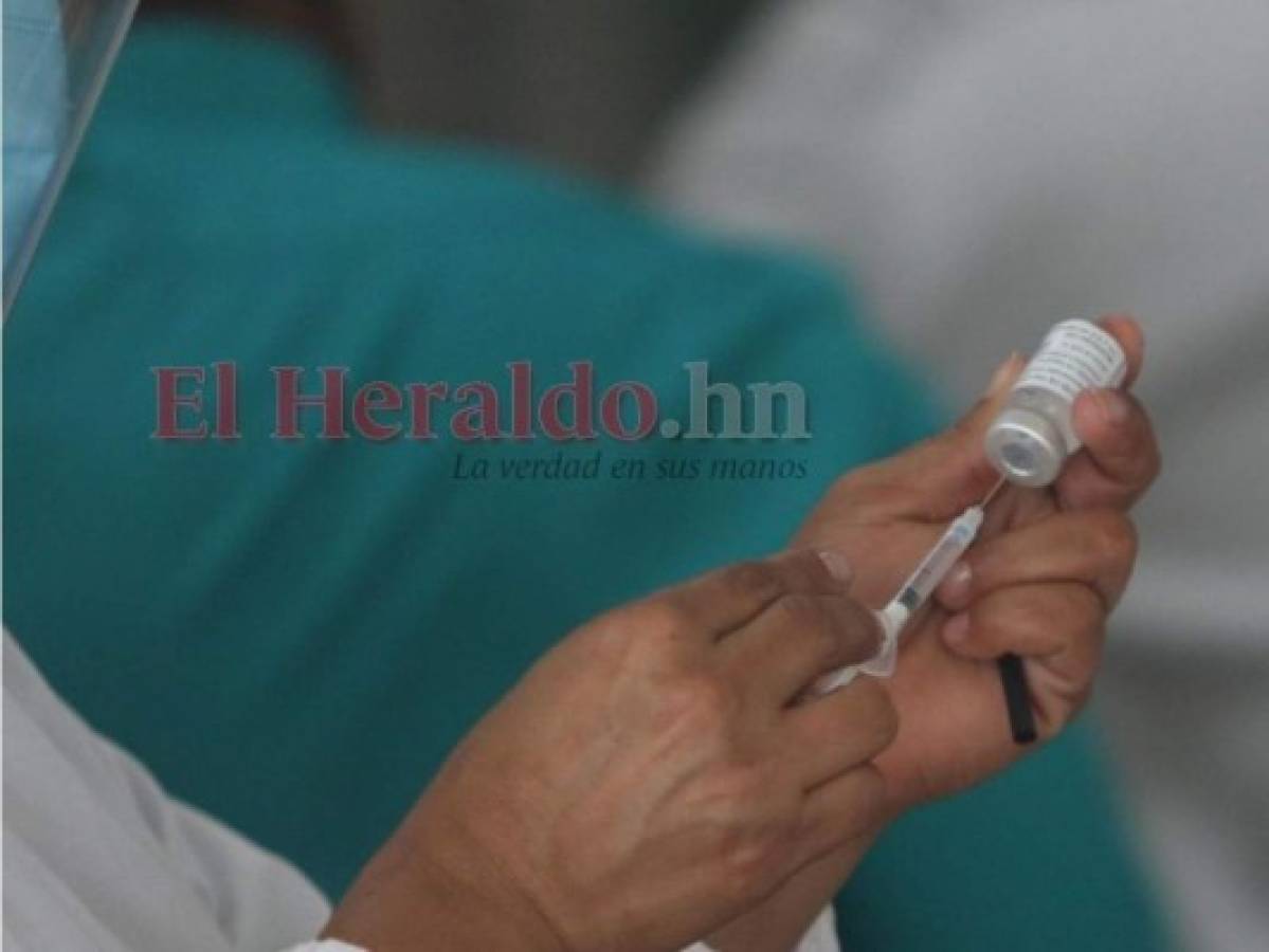 Honduras espera que lleguen 91,200 dosis de Covax este mes