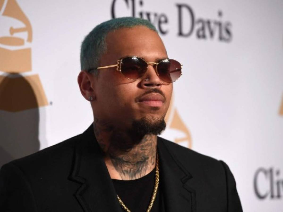 Arrestan a Chris Brown en París por denuncia de violación