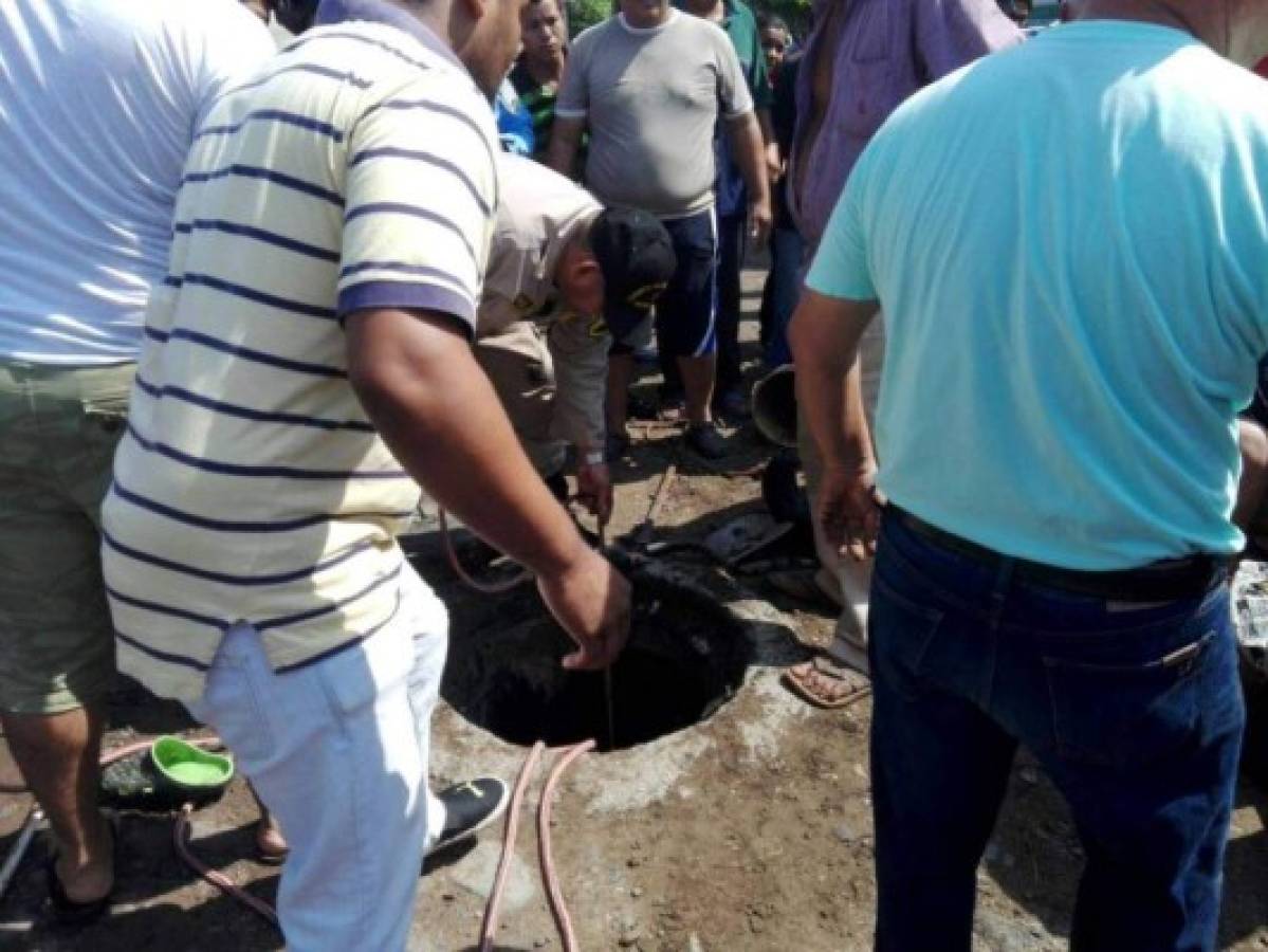 Honduras: Empleados municipales de San Lorenzo casi mueren intoxicados en una alcantarilla