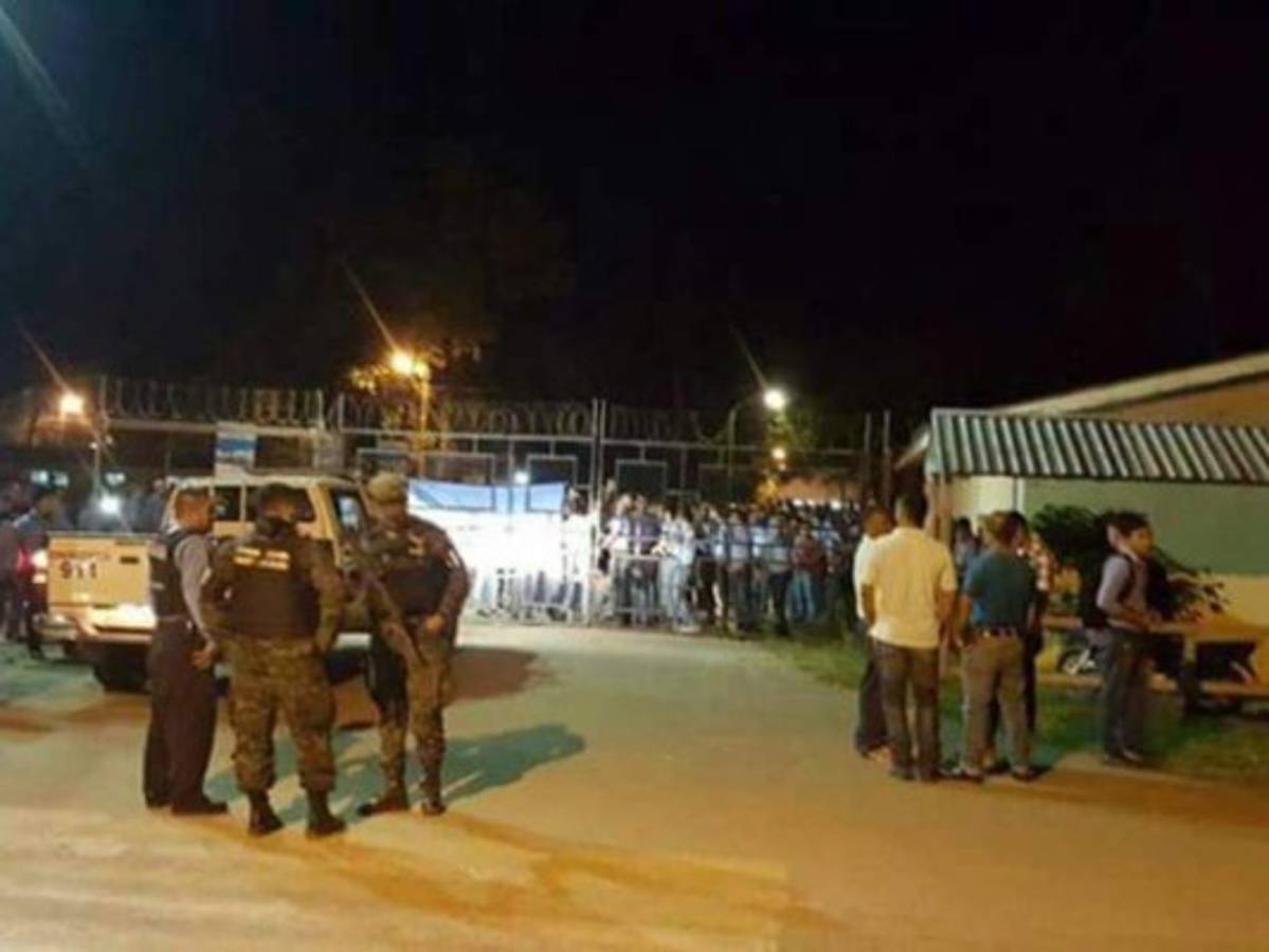 Comisión de educación del CN sugiere intervenir la UNA ante conflicto