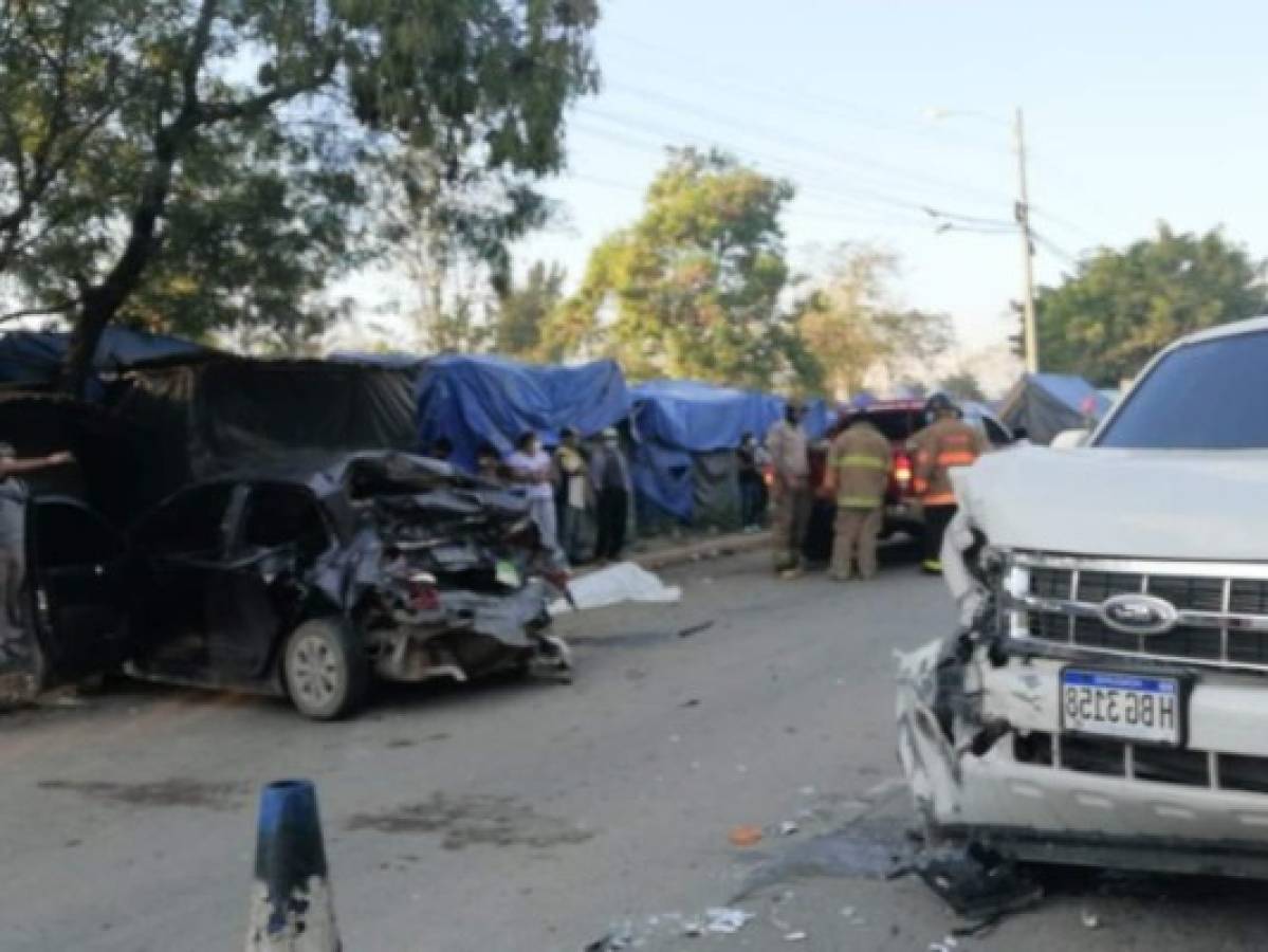 Un muerto y varios heridos deja aparatoso accidente en La Lima, Cortés  