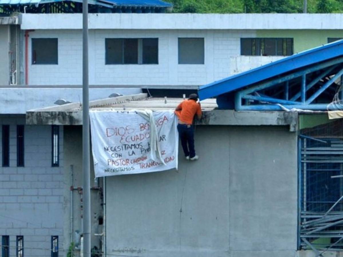 Bandas enfrentadas en cárceles de Ecuador bajo influencia de mexicanas y colombianas