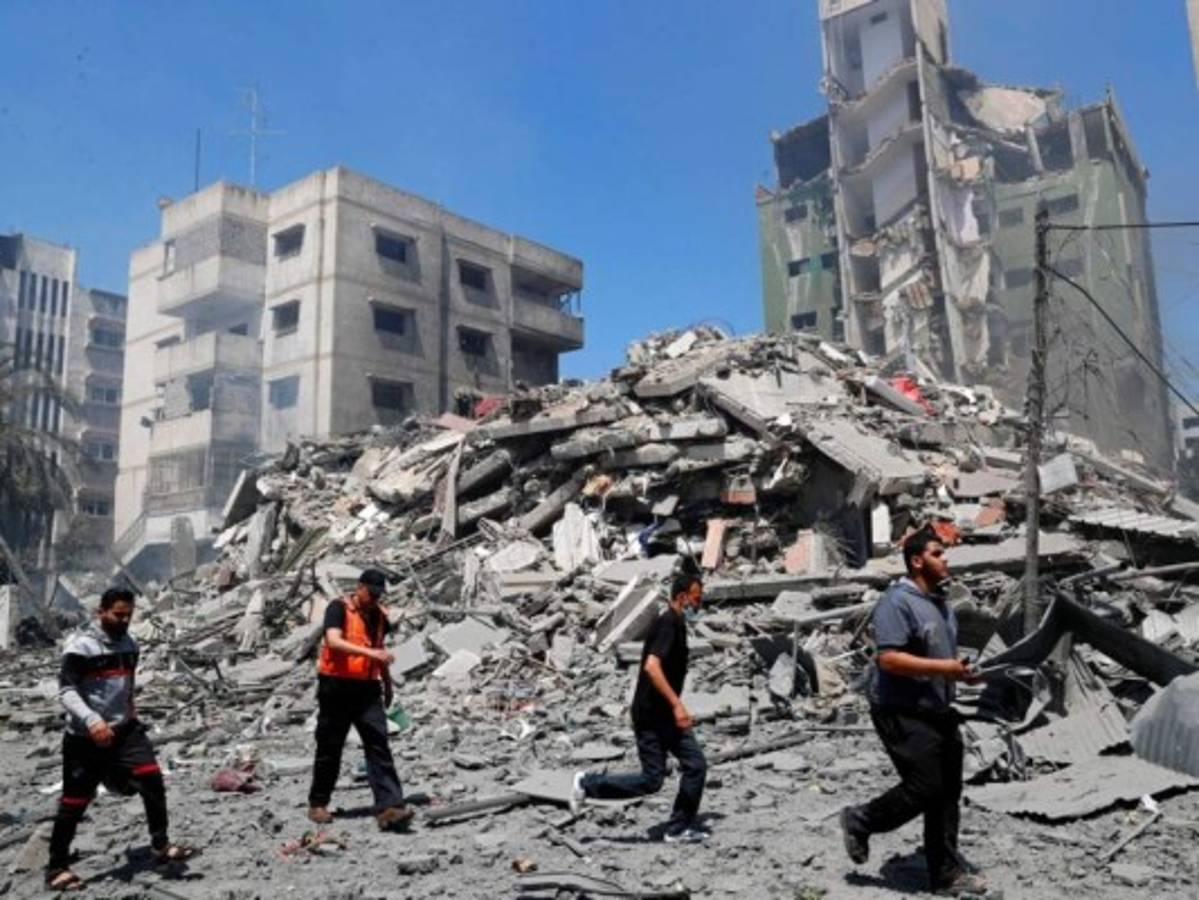 Israel dice haber destruido túneles con bombardeos en Gaza  