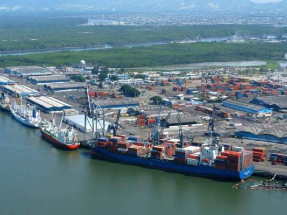 Entre 25% y 30% bajan costos de importación de bienes por Cortés