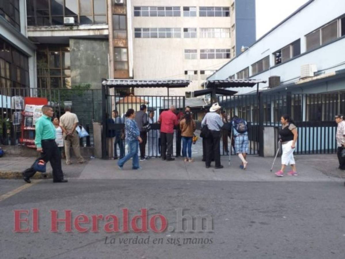 Siguen paralizadas las atenciones en el Instituto Hondureño de Seguridad Social