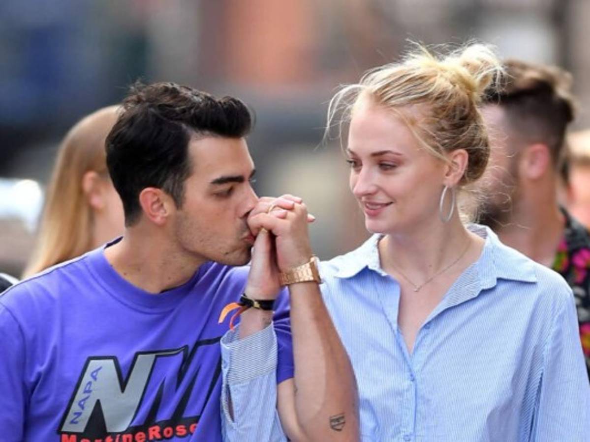 Las primeras fotos de Sophie Turner embarazada junto a Joe Jonas  