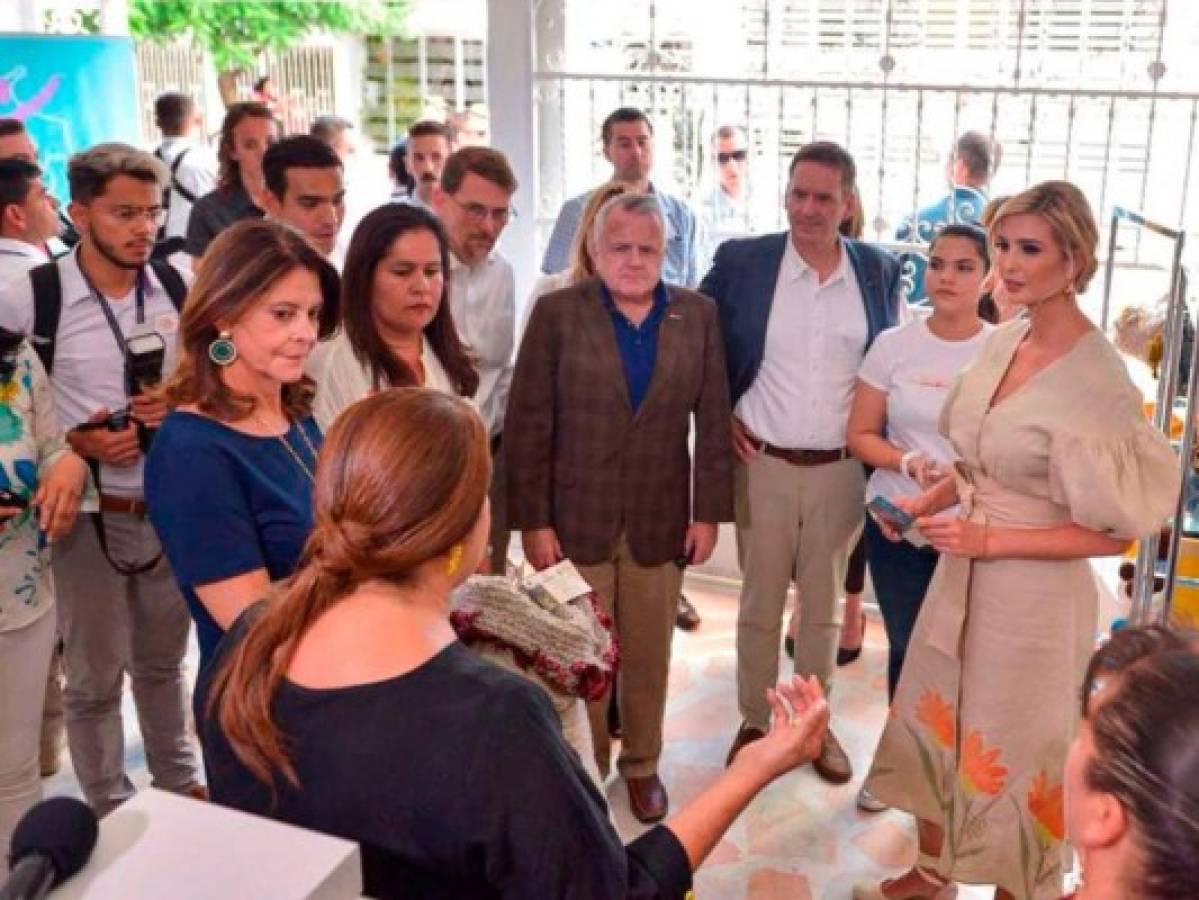 Ivanka se reúne con migrantes venezolanos y delegados de Guaidó