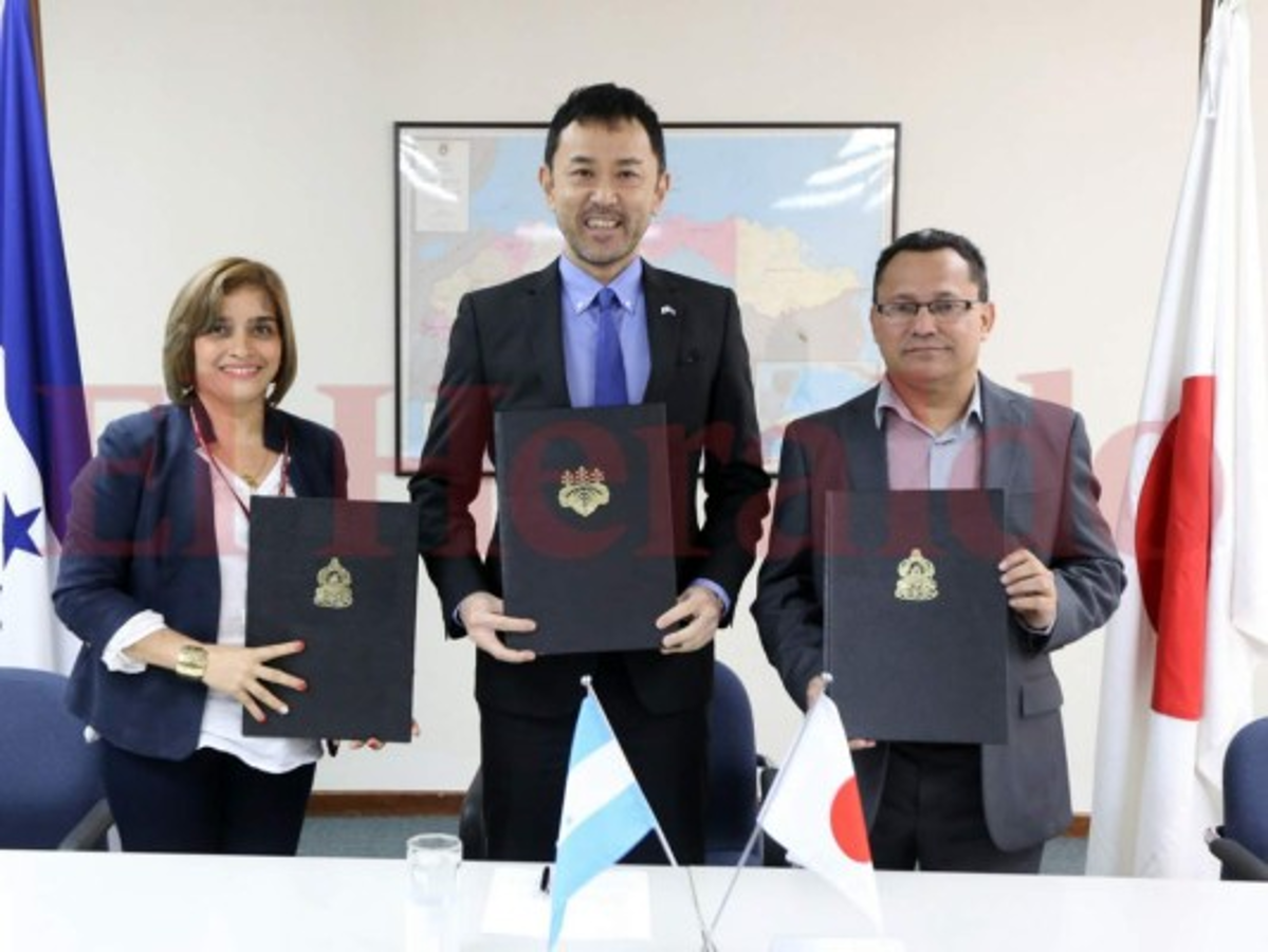 Japón contribuirá a la educación de 190 escolares de San Lorenzo, Valle