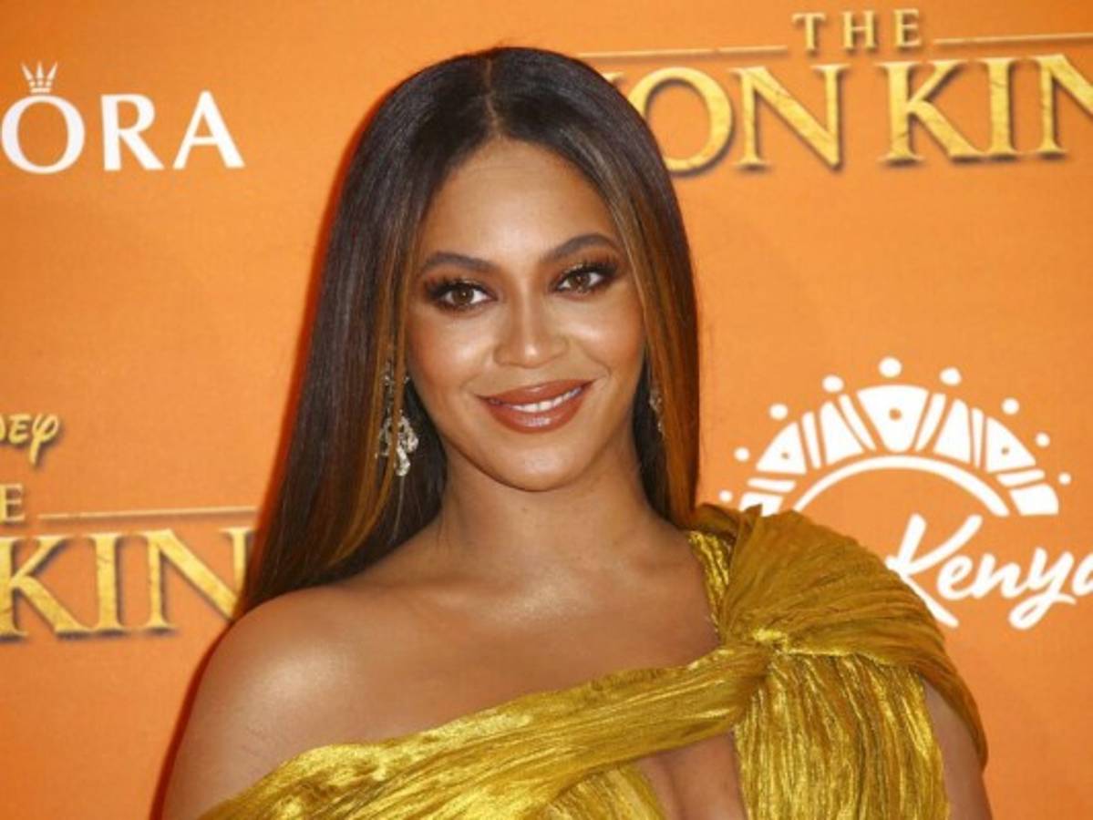 Beyoncé dará discurso de graduación junto a los Obama 