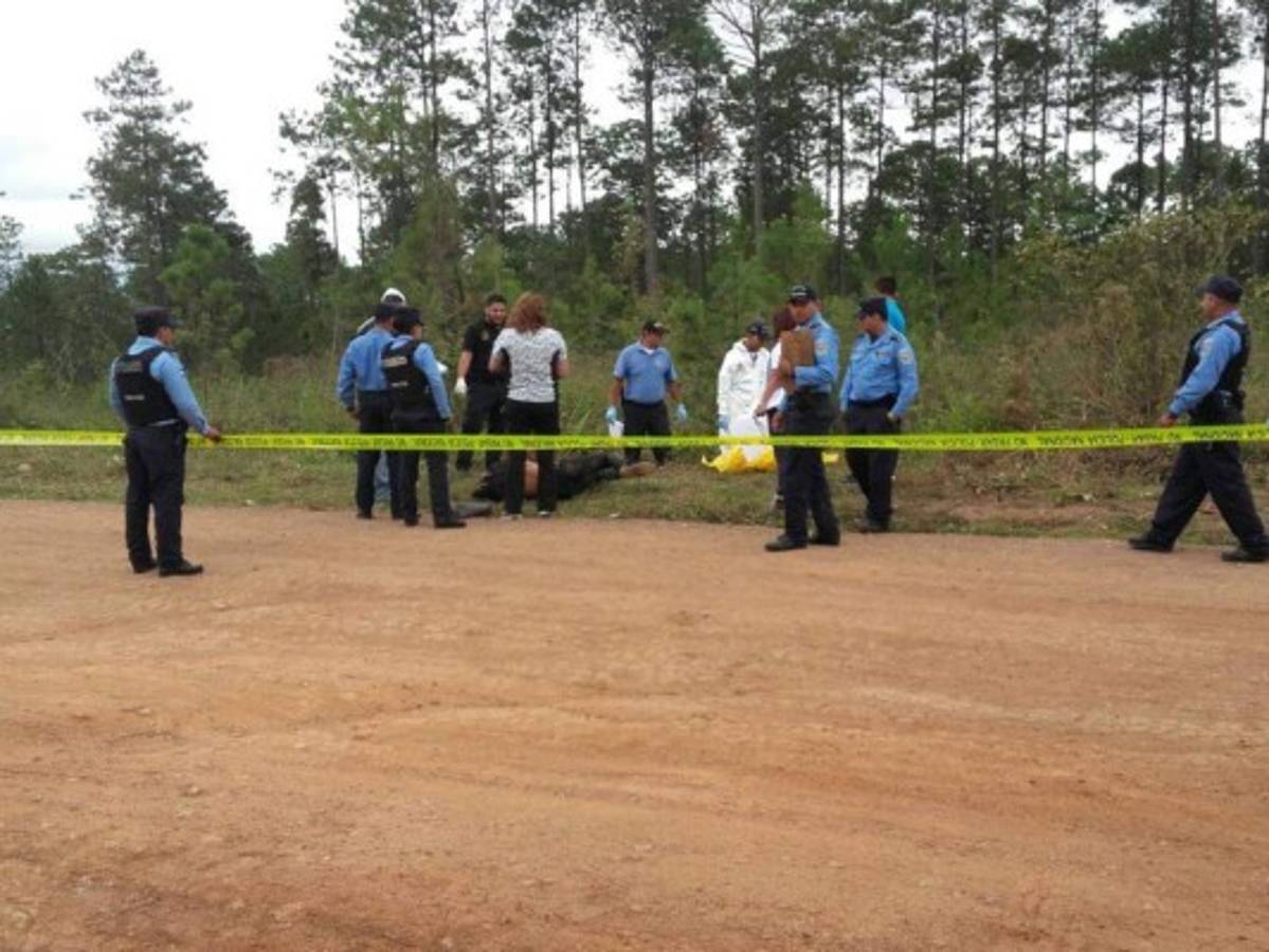 Hallan el cuerpo sin vida de un hombre en carretera de San Matías