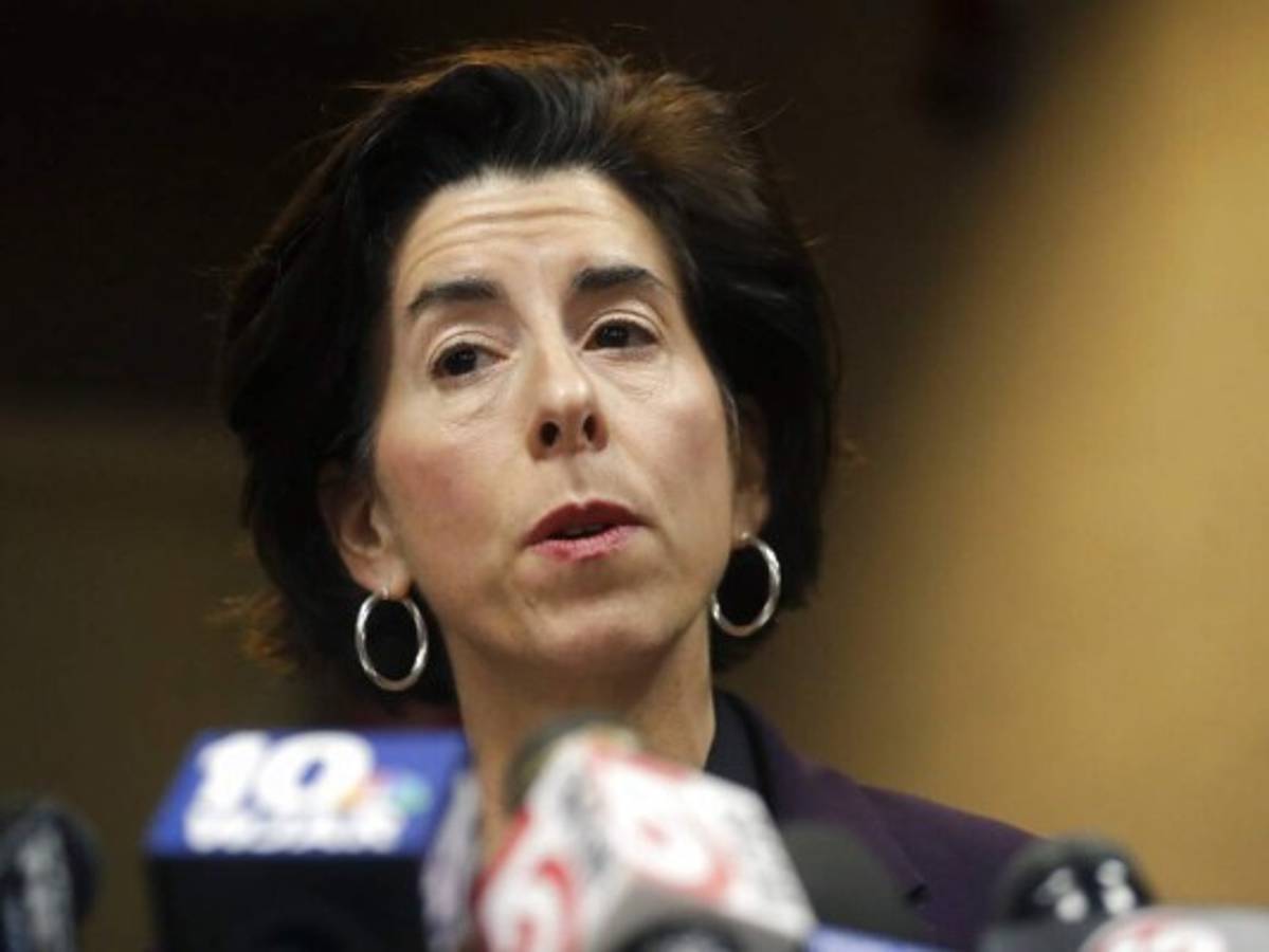 Biden elige a gobernadora de Rodhe Island, Gina Raimondo, para dirigir comercio 