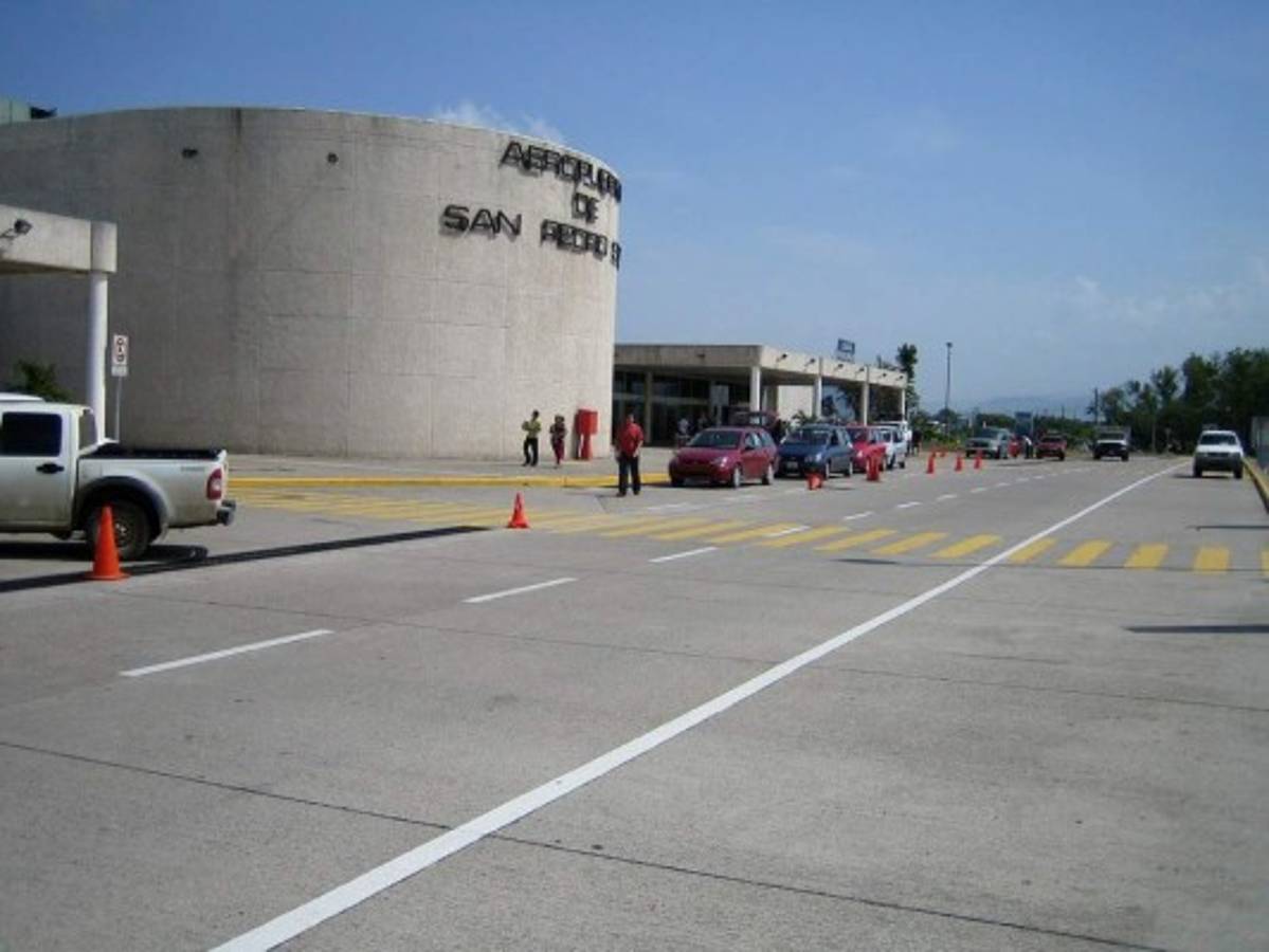 Alerta de bomba dentro de avión en aeropuerto Ramón Villeda Morales