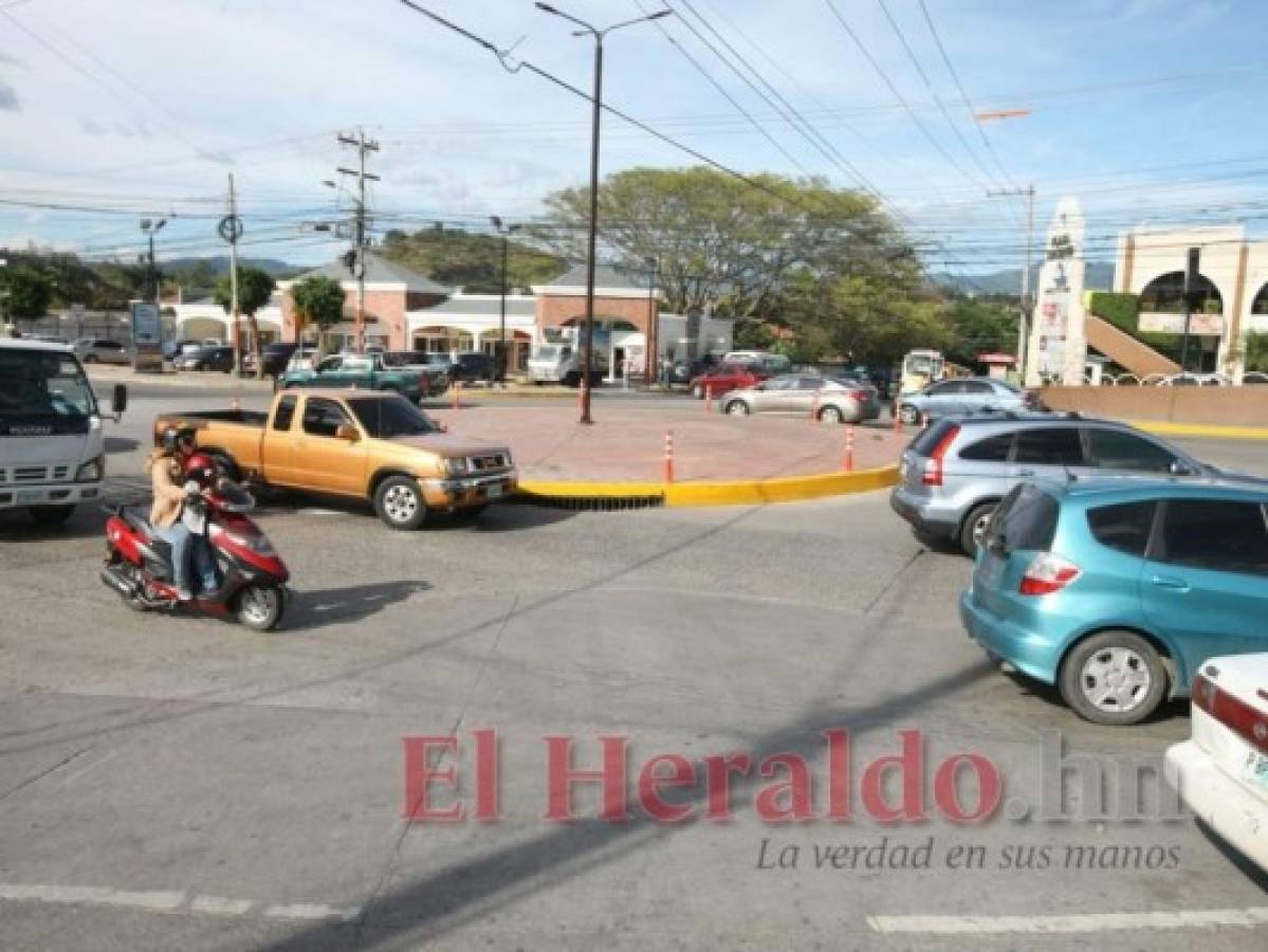 Buscan dar solución al conflicto en la rotonda de Loarque