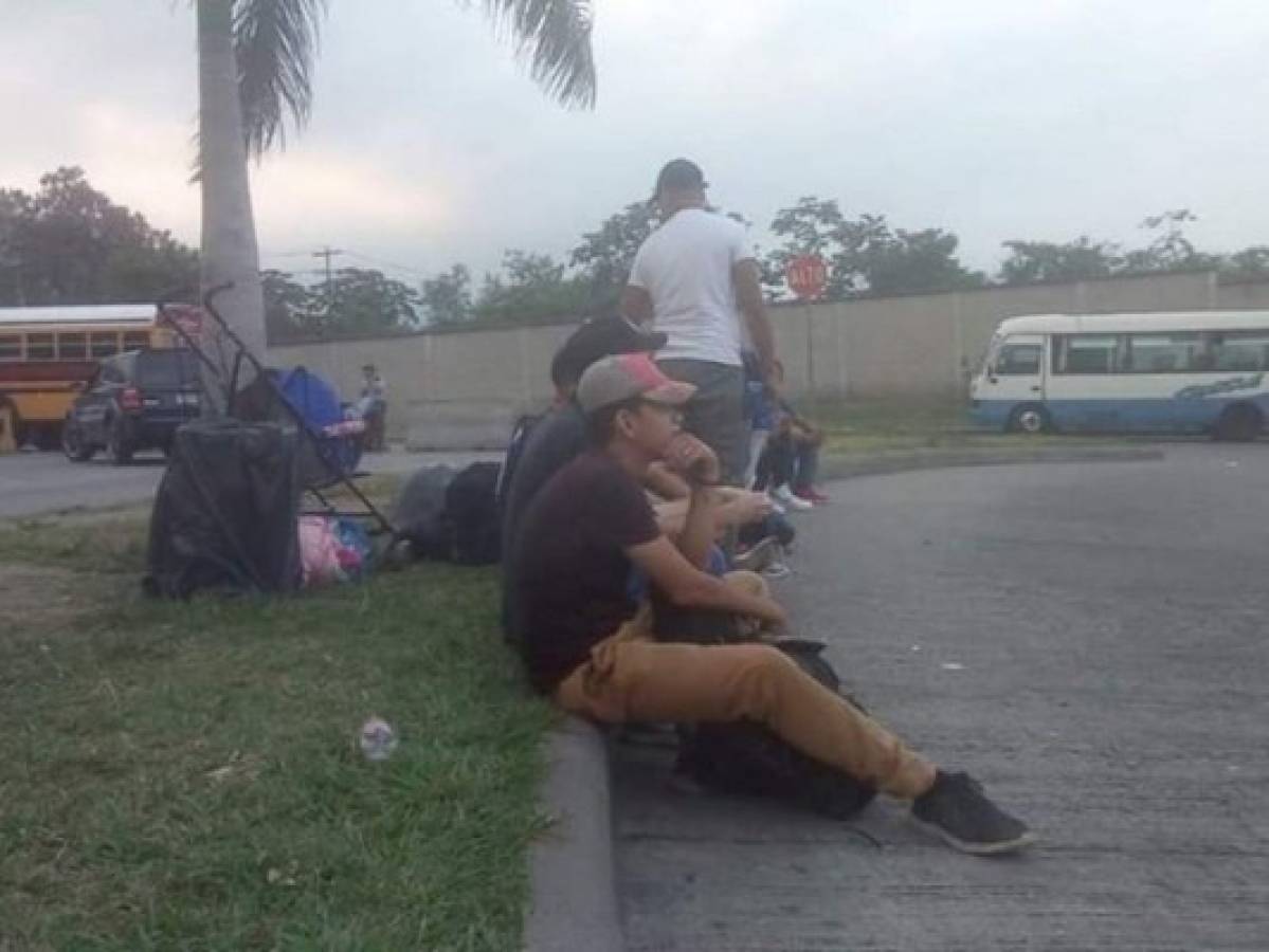 Nueva caravana migrante se reúne en San Pedro Sula rumbo a EEUU