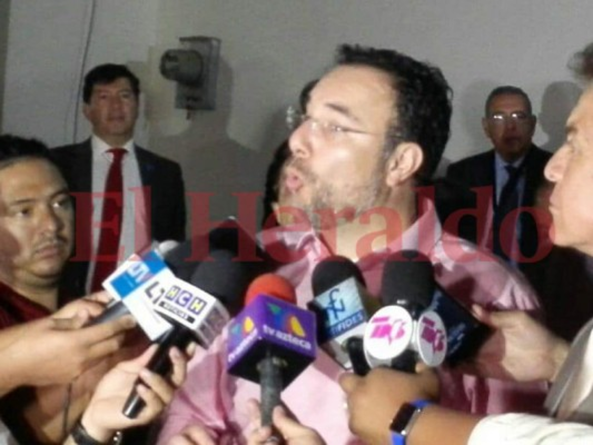 Luis Zelaya: Si no hay decreto vinculante, no hay diálogo