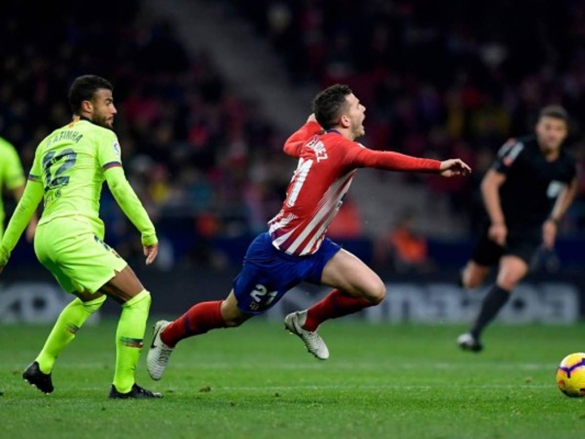 Rafinha se rompe un ligamento de la rodilla y se espera que esté varios meses de baja