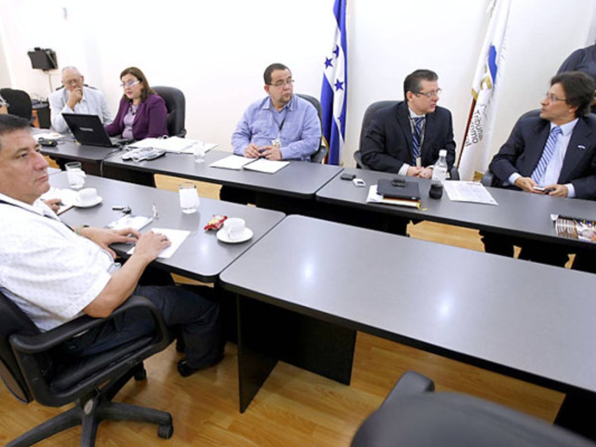 Libre, PAC y Alianza pasan primera prueba