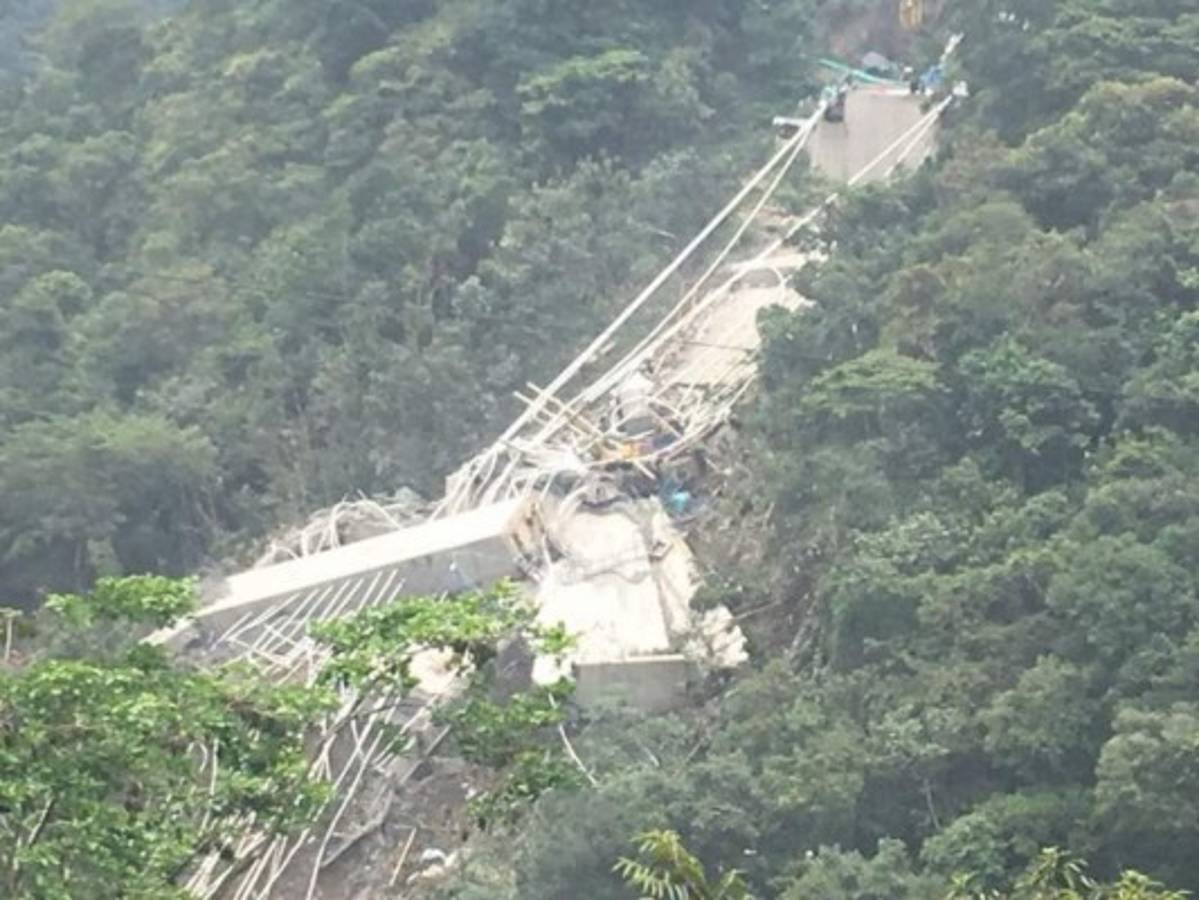 Al menos siete obreros mueren en Colombia al desplomarse puente en construcción