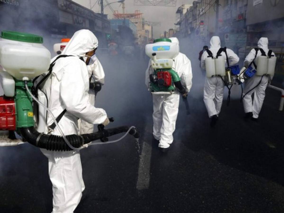 Muertes por coronavirus en Irán superan las 600 