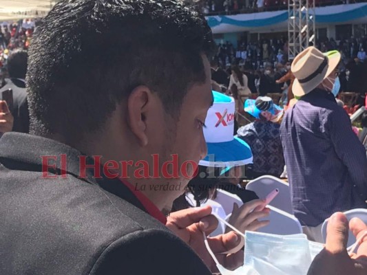 Hondureño lloró cuando Xiomara Castro ingresó al Estadio Nacional