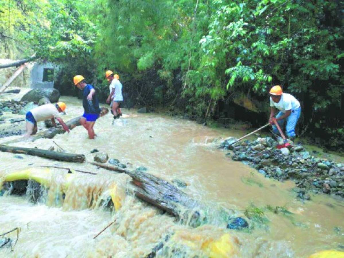 Honduras: A cuentagotas llegará agua en 37 barrios de Comayagua