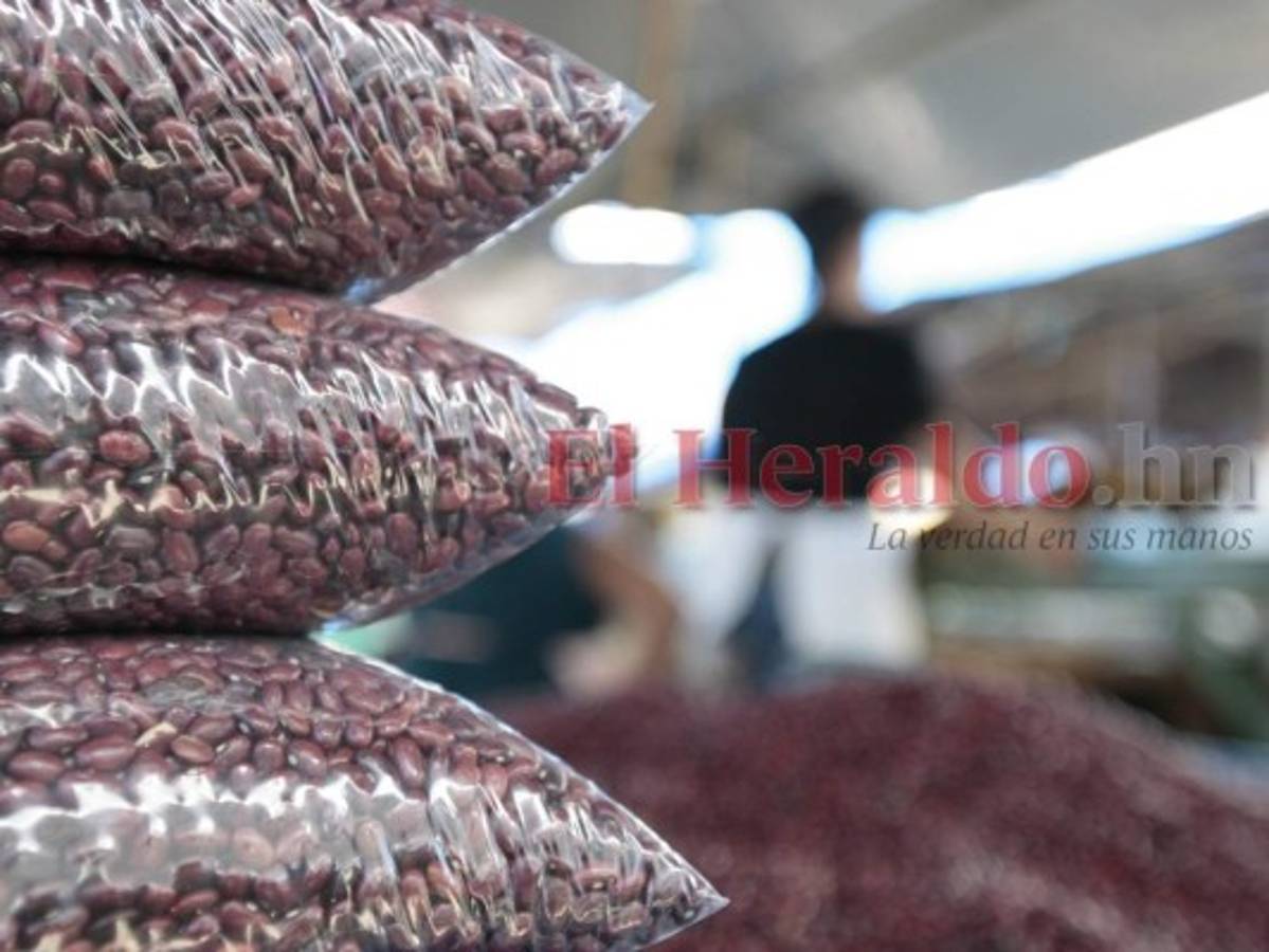 Canasta básica bajó de precio entre 2016 y 2018, según la STSS