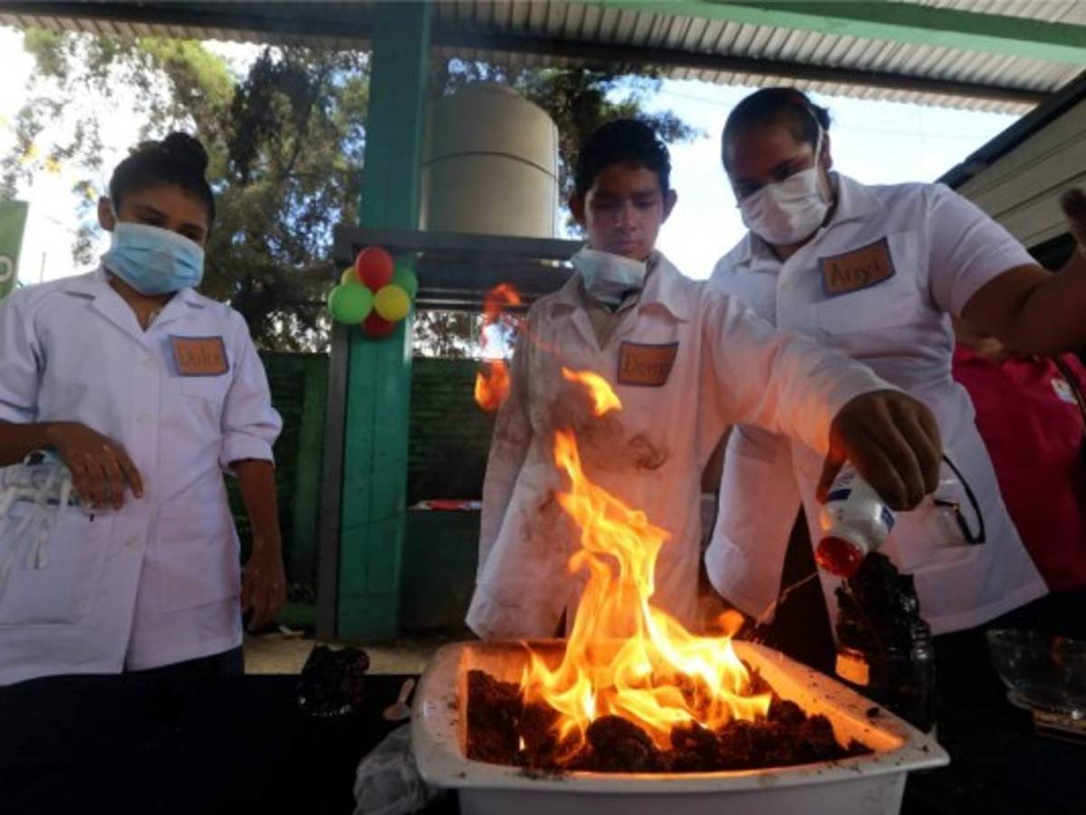 Unos 7,000 alumnos capitalinos fueron conquistados por la ciencia
