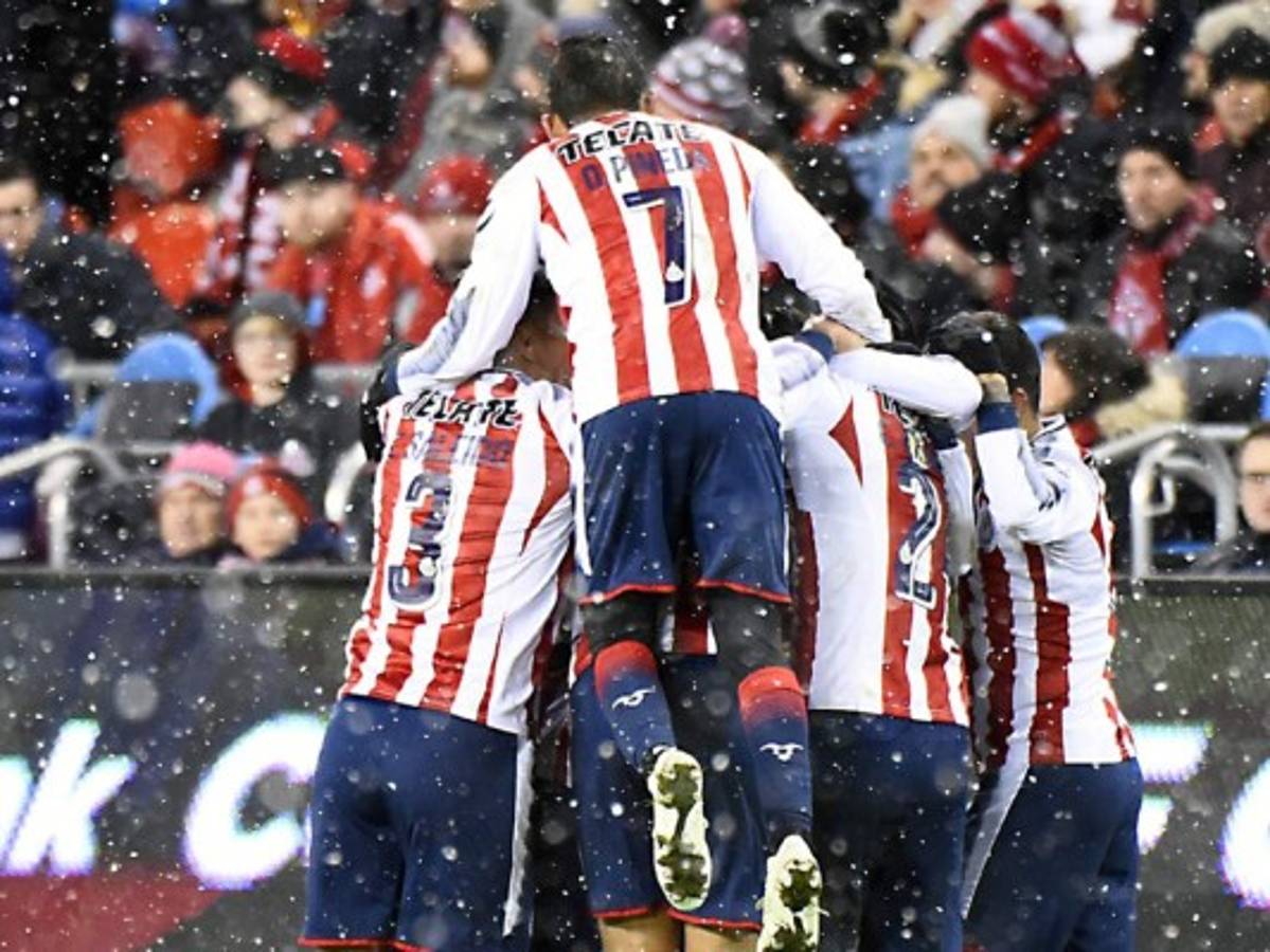 Guadalajara va por título de Concacaf ante Toronto, que busca acabar con dominio mexicano