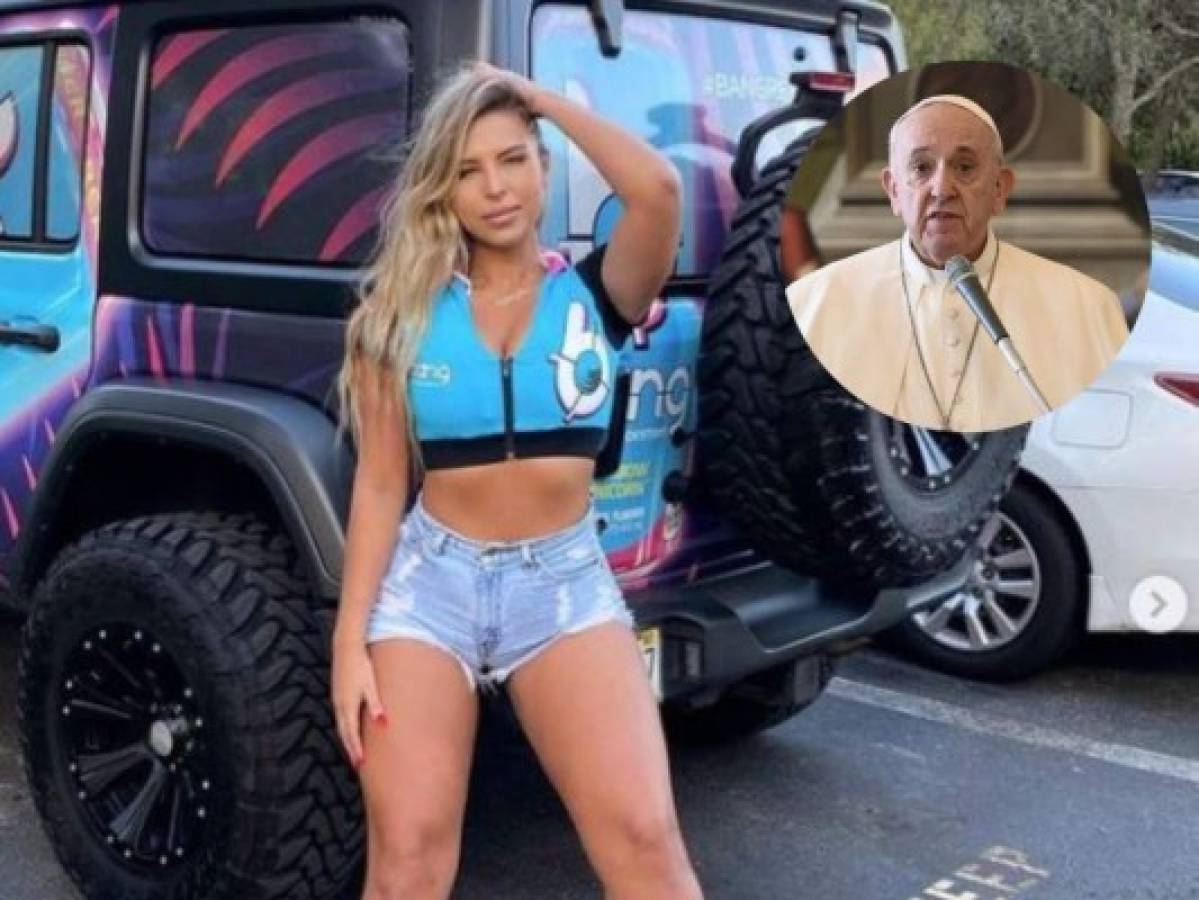 Modelo asegura que el papa Francisco le dio like a su foto; Vaticano lo niega