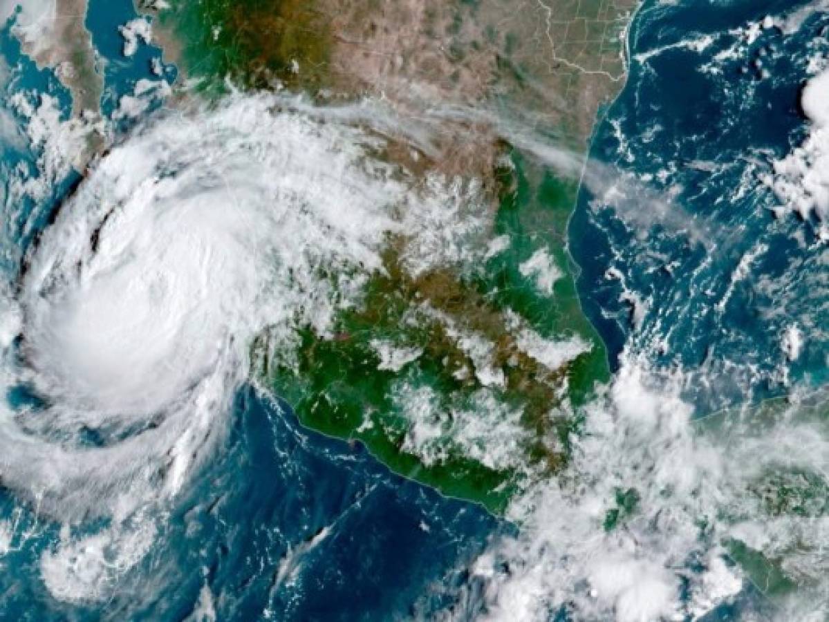 Tormenta tropical Olaf deja daños materiales menores en noroeste de México