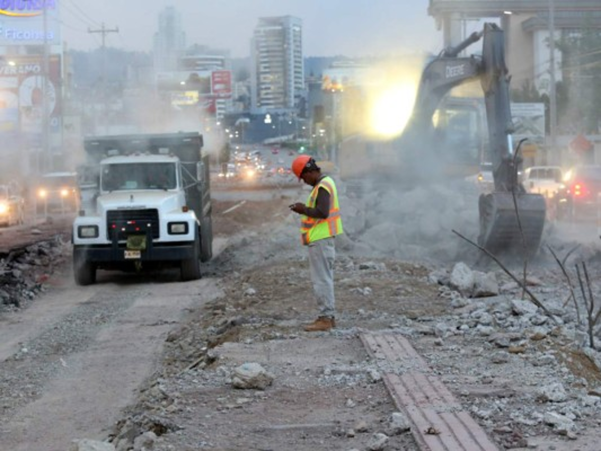 Investigan daños en bordillos y carril del ansiado Trans 450