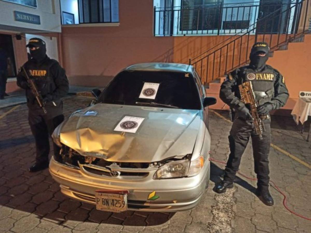 Caen 'El Negro' y 'La Pitufa' con 22 mil lempiras y droga en la capital de Honduras