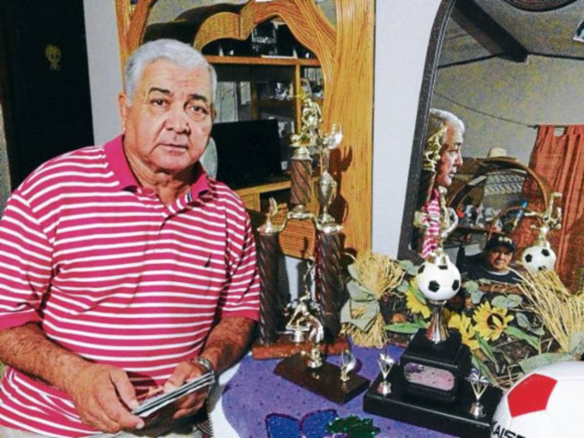 Carlos Alvarado, el último gran goleador del Vida