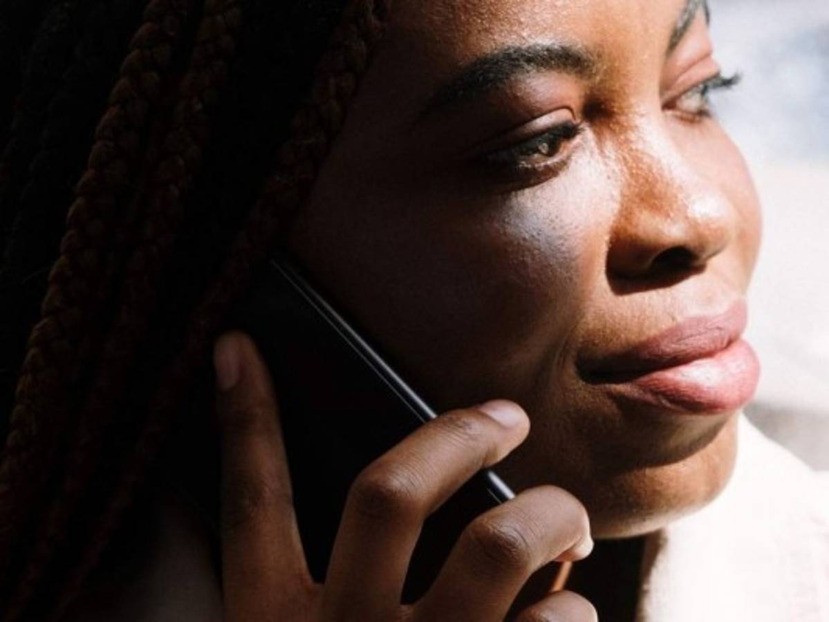 Para grabar llamadas de WhatsApp es necesario contar con la última versión de la app. Foto: Canva