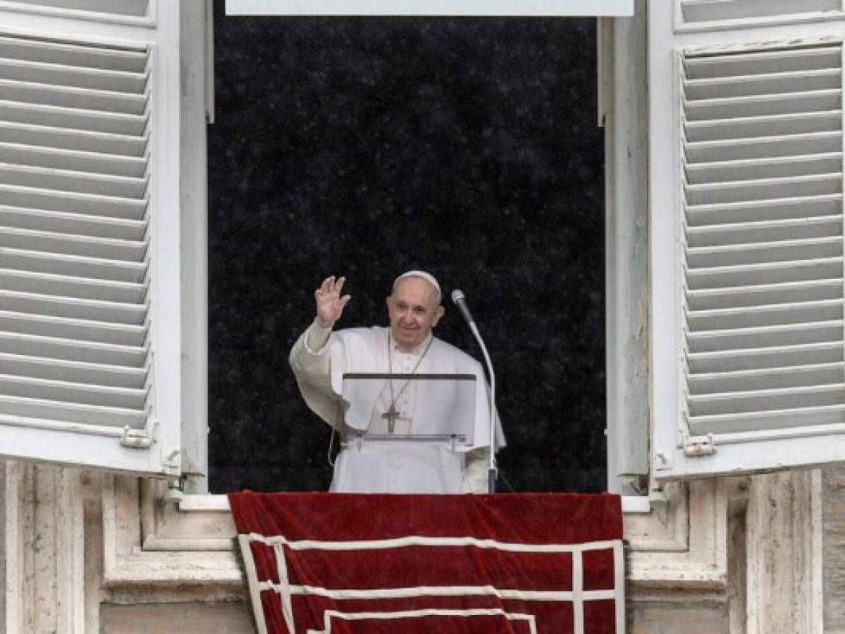 Papa pide un 'giro copernicano' en la economía tras el virus  