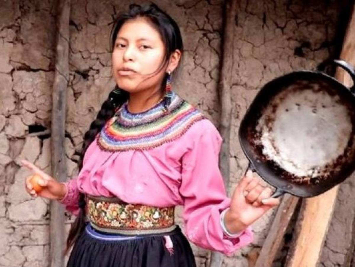 Nancy Risol, la indígena ecuatoriana que conquista YouTube