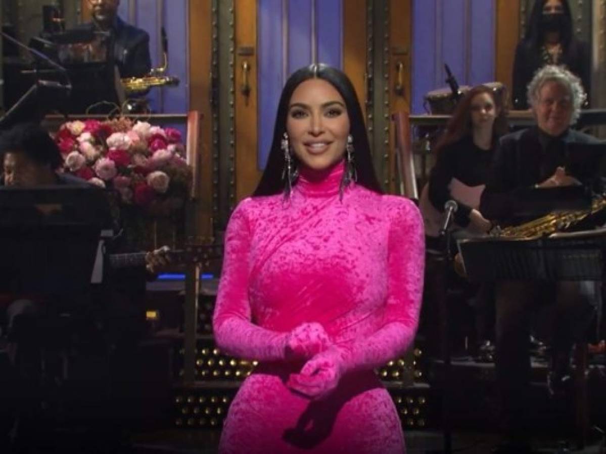 El divertido monólogo de Kim Kardashian en Saturday Night Live