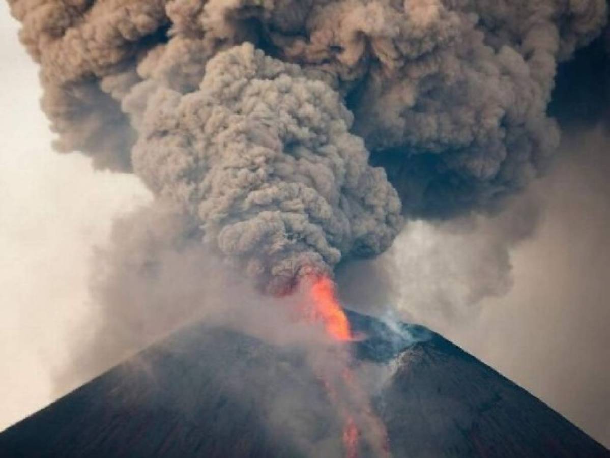 Volcán Telica causa alerta en Nicaragua por erupción